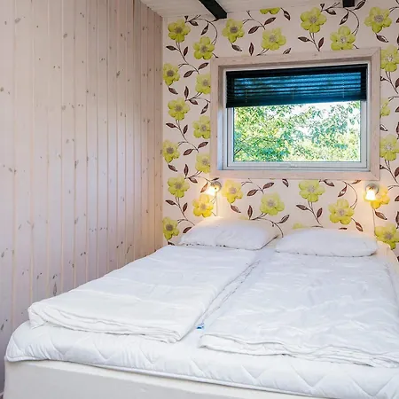 6 Person In Romo-by Traum Bolilmark