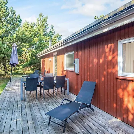 6 Person In Romo-by Traum