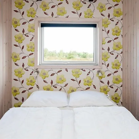 Holiday home Three-bedroom In Romo 35