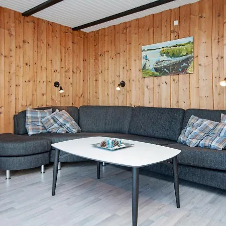 Three-bedroom In Romo 35 *