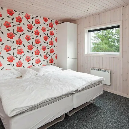 Three-bedroom In Romo 35 *